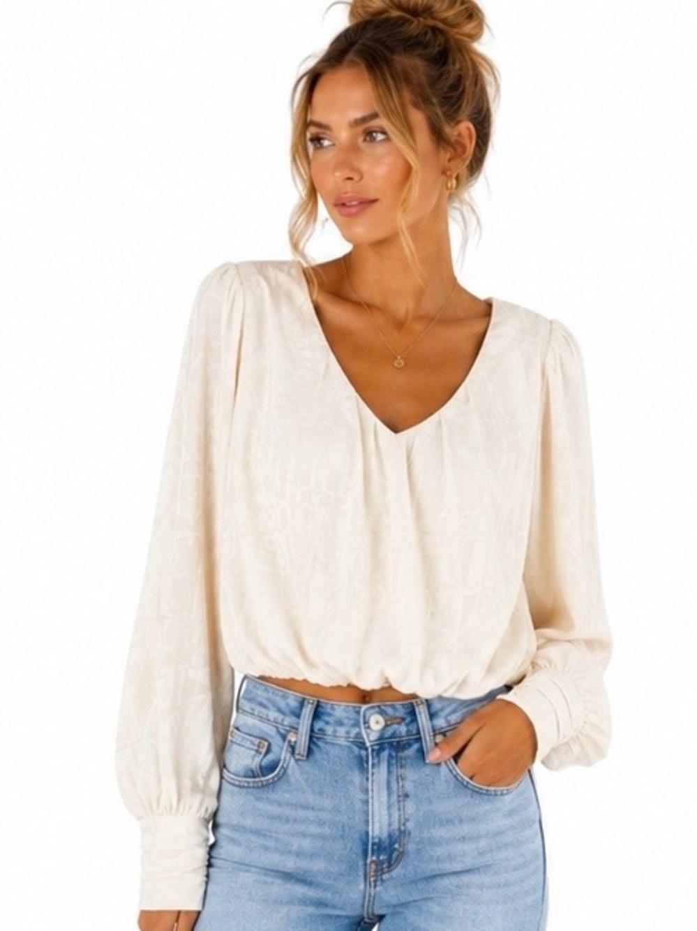 Blu Pepper Textured Bubble Hem Blouse – Size Medium – Excellent Used Condition